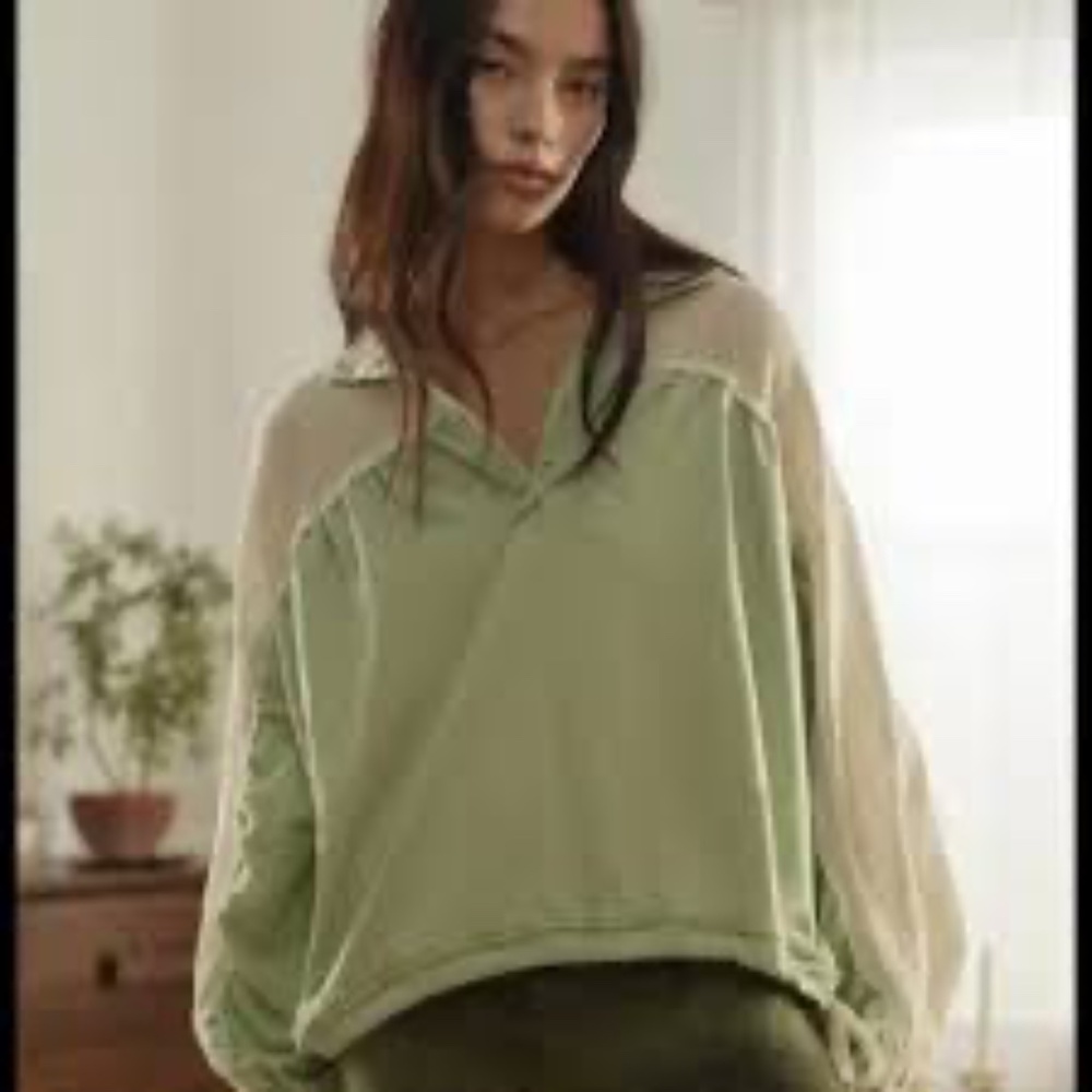 Urban Outfitters Out From Under knit sweater size L  pullover mesh green cream